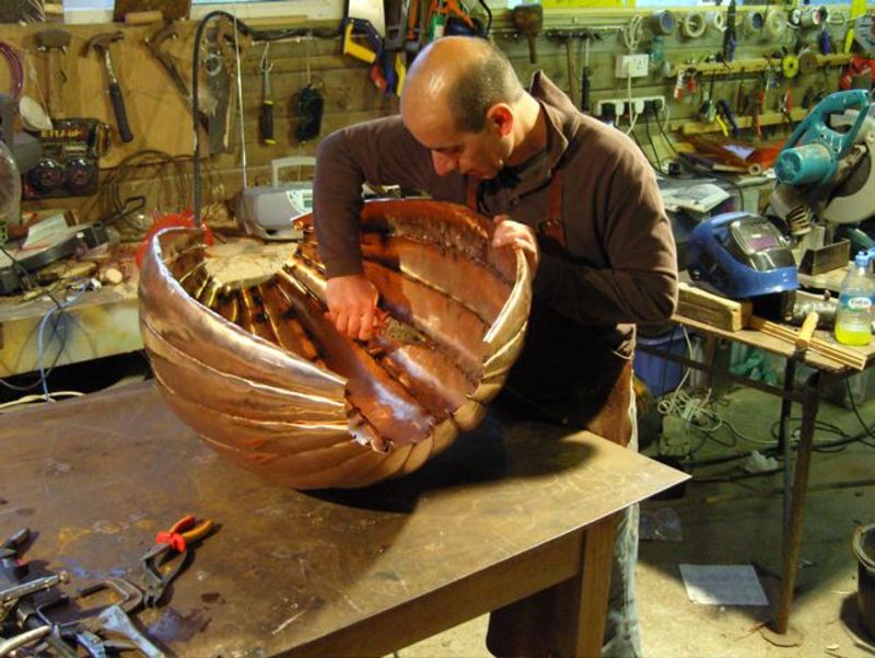 shell bowl+artist