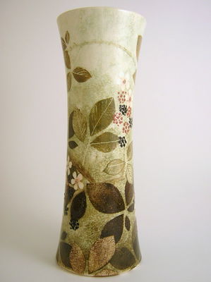 Large cylinder vase- Bramble design