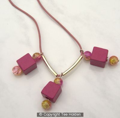 Cubit cord necklace