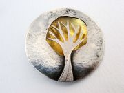 Oxi gold dome tree brooch