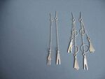 people dangle earrings