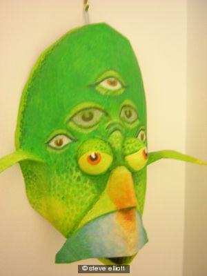alien with eyes mask