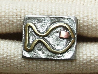   fish cufflink  