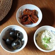 Condiments and Dip Bowls