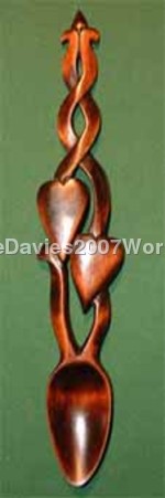 W02* Celtic Twist and Hearts 40.00
