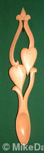 A37* Hearts set in stylised vine £46.00