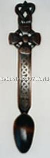 W09 Celtic Cross and Knotwork 72.00