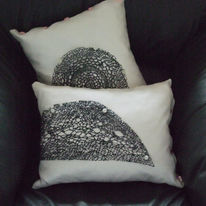 eternal-lace-cushions
