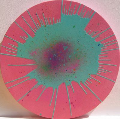 round pink with splat