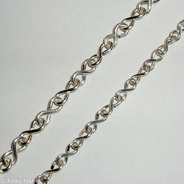 Figure of 8 chain -- Free tutorial
