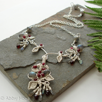 The Vine Necklace