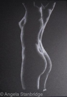 FEMALE NUDE 21 B/W