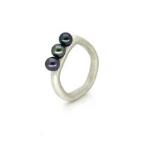 three pearl stacker