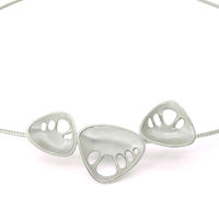triple zylem pendant on omegs wire