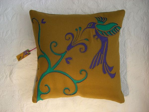 Hummingbird - cushion