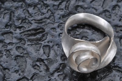 Tendril ring