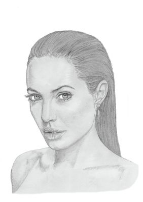 Angelina Jolie