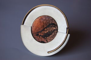 Four seasons interchangeable round brooch