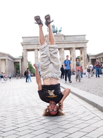 Brandenberg Tor - on the phone