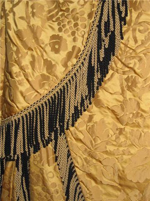 c9202 bright gold damask