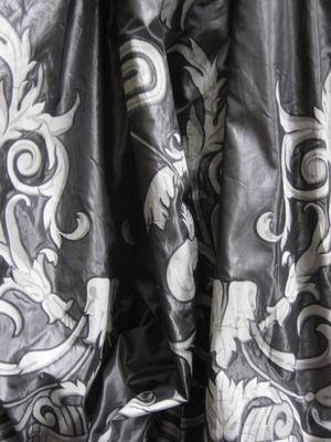 c2888 silver painted damask on taffeta