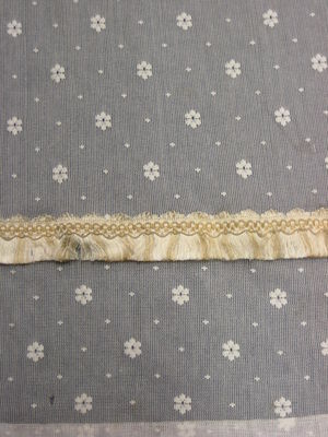 C9554 small flower spot lace