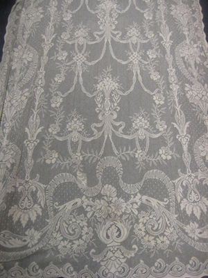 C3624 Ribbon lace panel