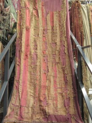 C2176 Rust and Gols Shredded Regency Silk Stripe