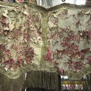 C5346 Red and Beige Shredded Antique Applique