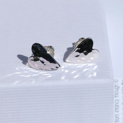 ECHO 40 Textured Heart Ear Studs £26.00