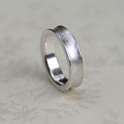 Circle Concave Ring £61