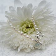 Shell Pearl-Bracelet £22