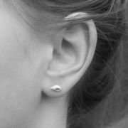 Shell Tiny Earrings £12