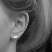 Hedgerow Tiny Leaf Earrings £10
