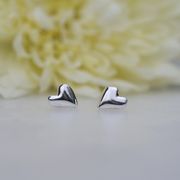 Gold Collection- 9ct White Gold Heart Earrings £114
