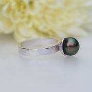 Gold Collection- 9ct White Gold and Fresh Water Pearl Acorn Ring £305