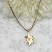 Gold Collection- 9ct Yellow Gold Oak Leaf Necklace £205