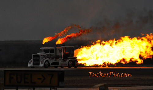 gimme fuel gimme fire...