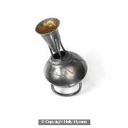 if a spinner creepe upon him...