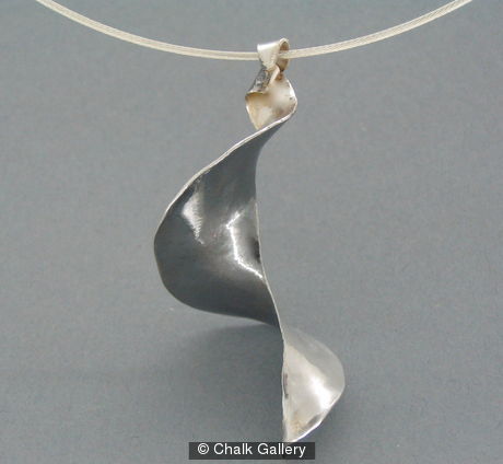 Swirl Necklace