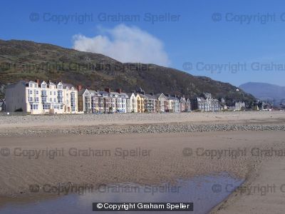 Barmouth houses