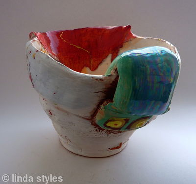 Jug with red 2009
