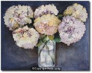 hydrangeas-in-vase